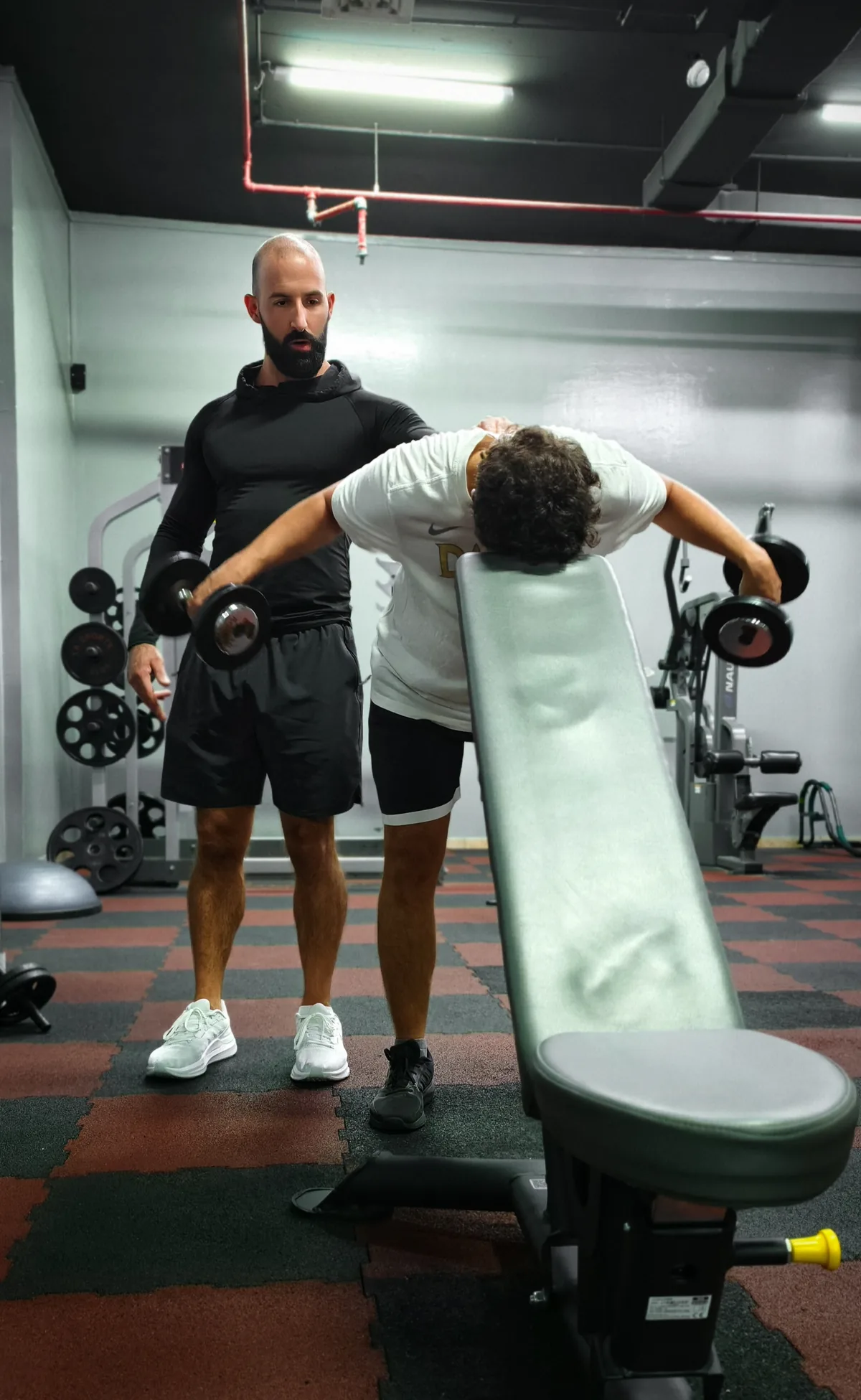 Nikola Prodanović coaching a client